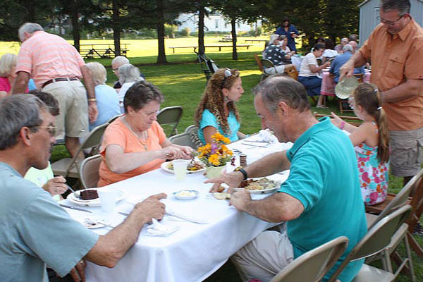 77th St. Luke's Annual August Supper on the Lawn